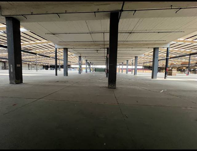 18,000M² FACTORY TO LET IN ROODEKOP